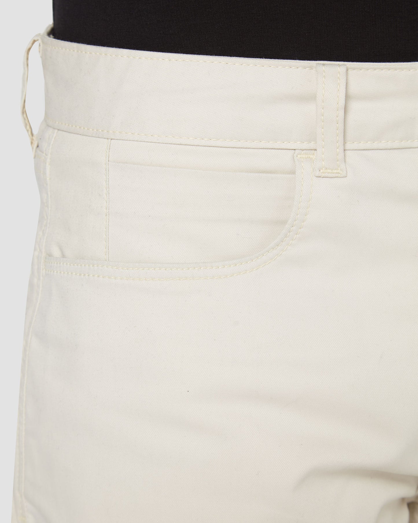 Cream || Super-soft Stretch Light Shorts